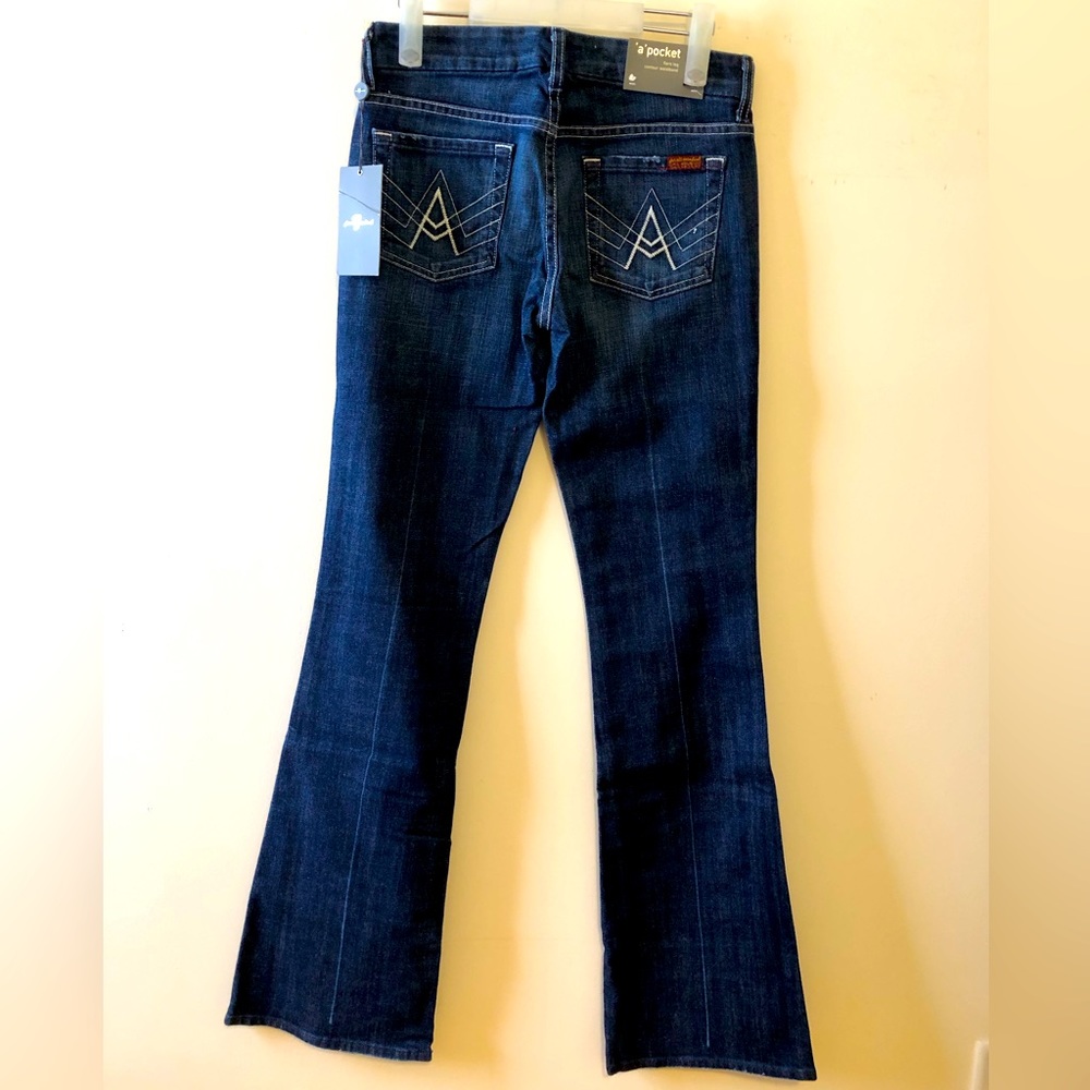 NWT 7 For All Mankind Women’s Flare Leg Jeans